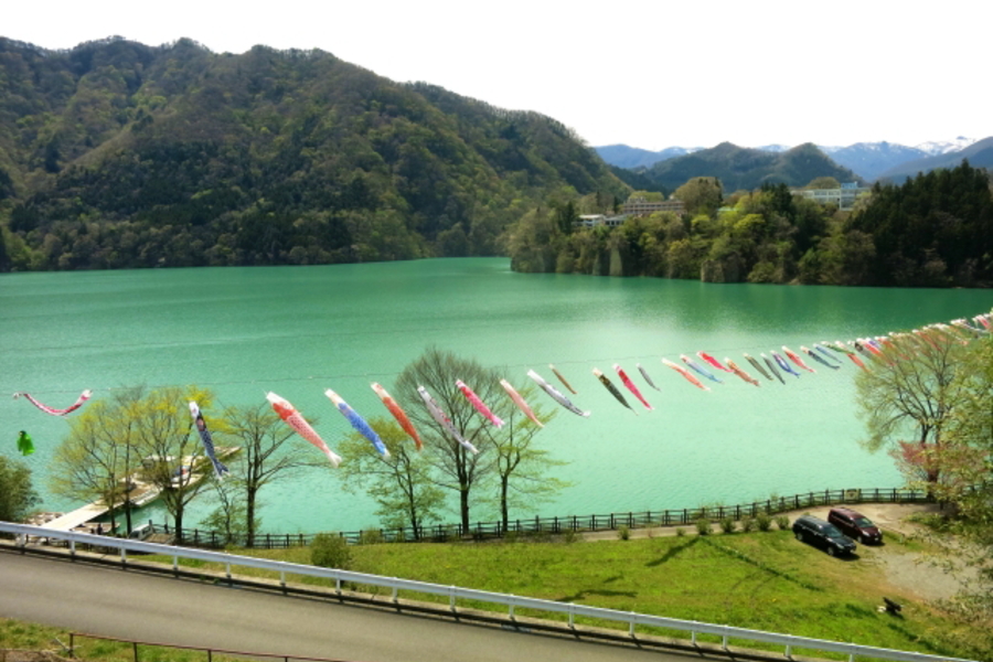 赤谷湖 みなかみ町の自然 湖・池